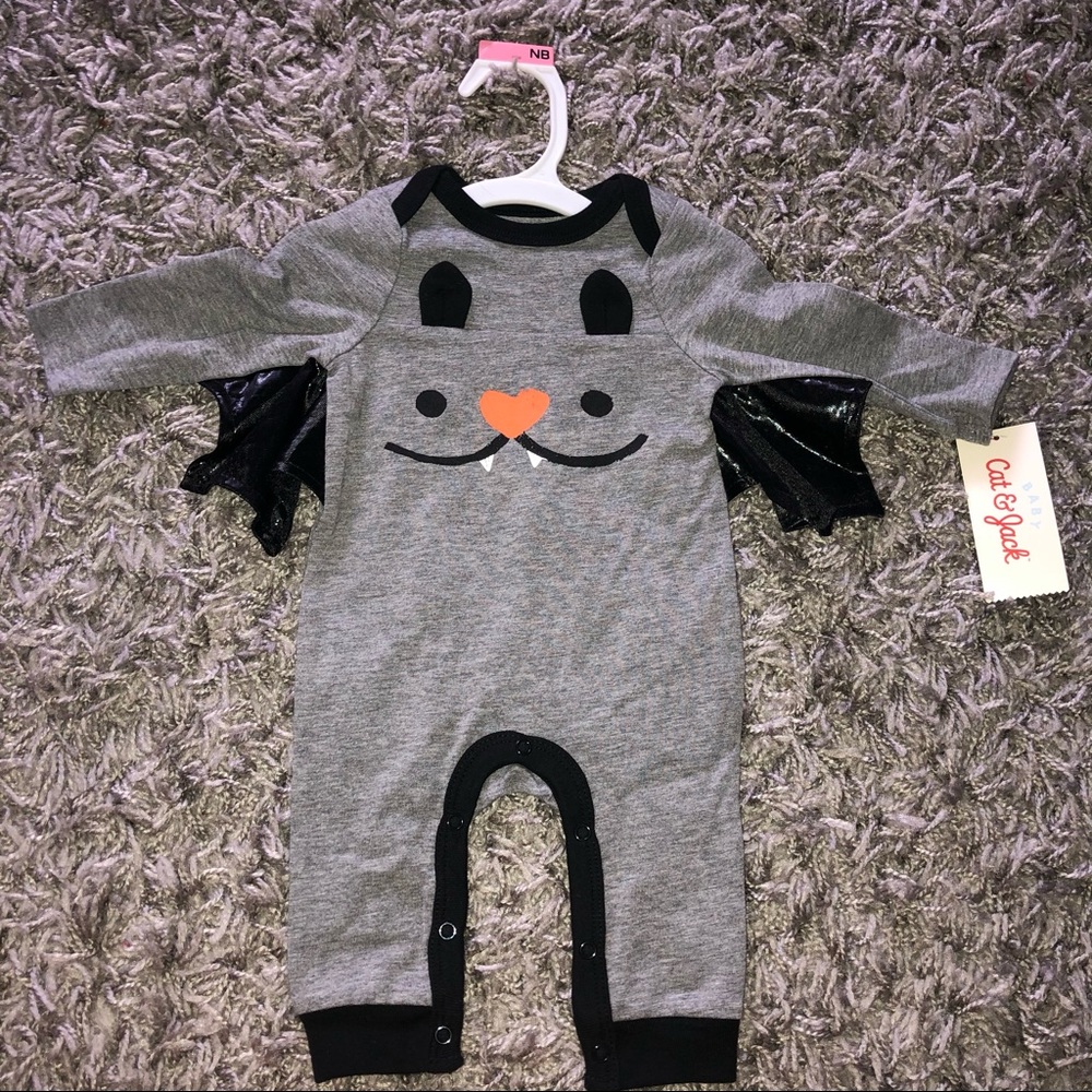 Cat & Jack Halloween Bat Outfit, Size Newborn, New With Tags